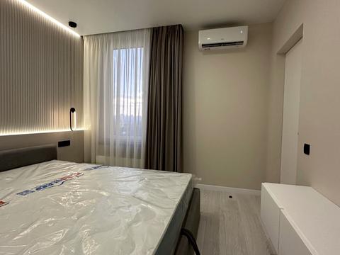 квартира за адресою Дніпровська набережна вул., 20-Б