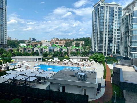 квартира за адресою Андрія Верхогляда вул. (Михайла Драгомирова), 15-А