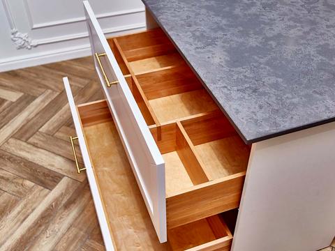 будинок за адресою Перлинна вул. ..