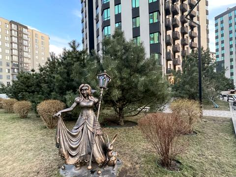 квартира за адресою Героїв Небесної Сотні просп., (Будинок 14/4)