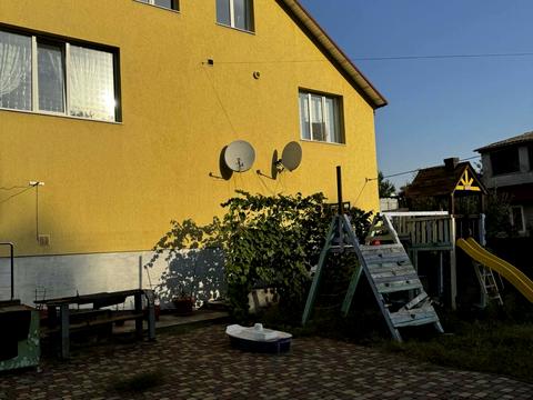 будинок за адресою с. Шаровечка, проїзд  2 Бурштиновий