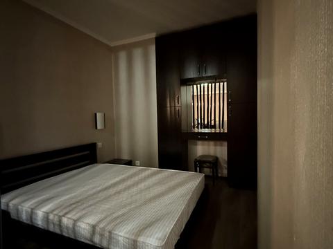 квартира за адресою Ревуцького вул., 9