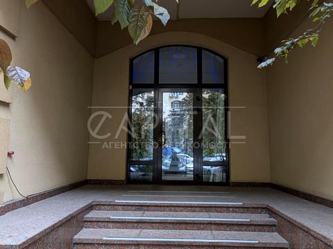 комерційна за адресою Золотоустівська вул., 55