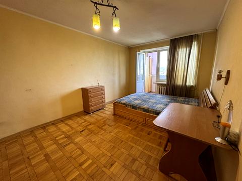 квартира за адресою Надії Алексєєнко вул. (Чичеріна), 1