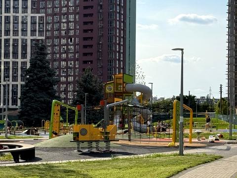 квартира за адресою Віктора Некрасова вул. (Північно-Сирецька), 10-А