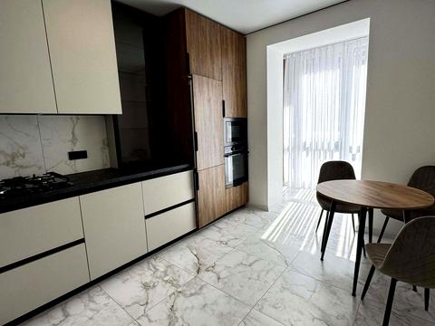 квартира за адресою Олександра Довженка вул., 21А