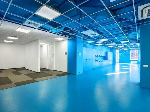 комерційна за адресою Жилянська вул., 75