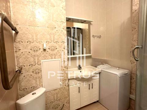 квартира за адресою Дніпровська набережна вул., 19-А