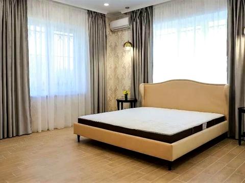 будинок за адресою Центральна, 1