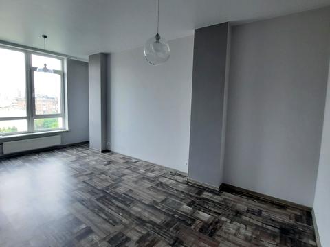 комерційна за адресою Жилянська вул., 68