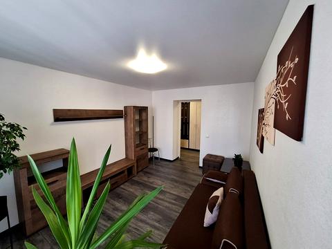 квартира за адресою Крошенська вул., 8