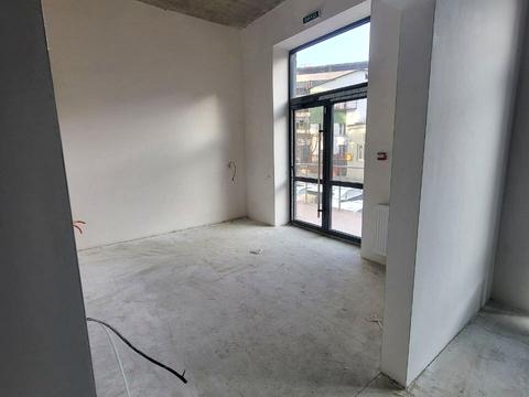 комерційна за адресою Героїв УПА вул., 71