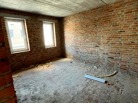 дом по адресу с. Подгородное, Василия Стуса ул.