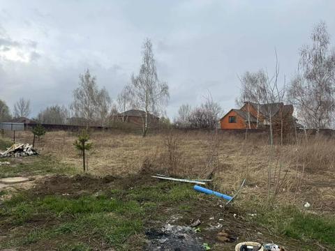 участок по адресу Будівельників, 72