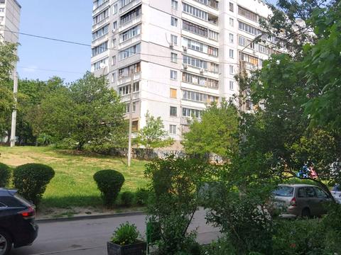 квартира за адресою Метробудівників вул., 27