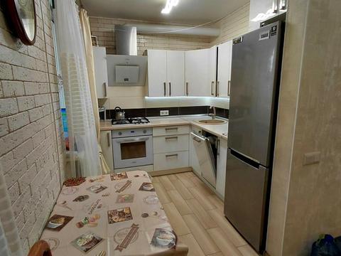 квартира за адресою Космонавтів вул., 18