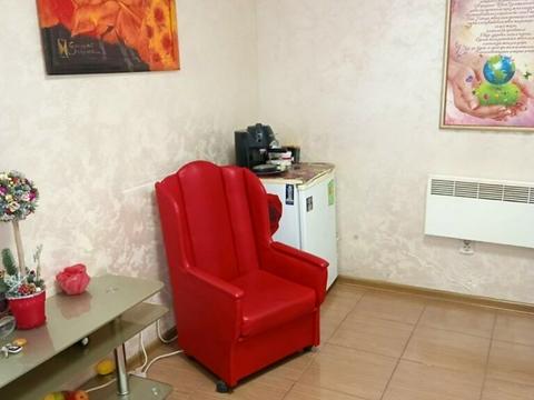 комерційна за адресою Інститутська вул., 6а