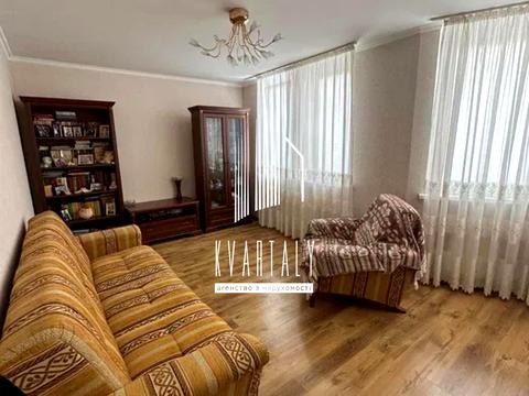 квартира по адресу Червоной Калины просп. (Владимира Маяковского), 68