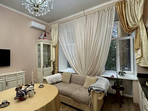 квартира за адресою Олександра Кониського вул., 60