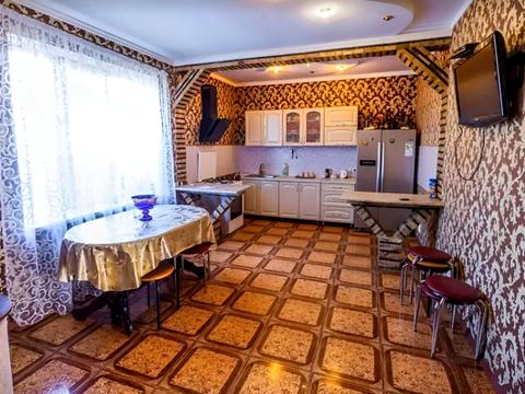 будинок за адресою с. Малодолинське, Учительская, 16