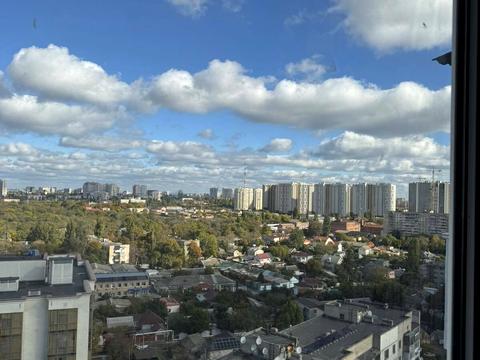 квартира за адресою Олексія Вадатурського вул. (Маршала Малиновського), 16б