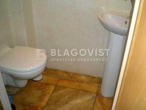 комерційна за адресою Михайлівська вул., 21