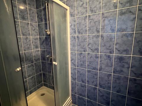 коммерческая по адресу Тиха, 30-32