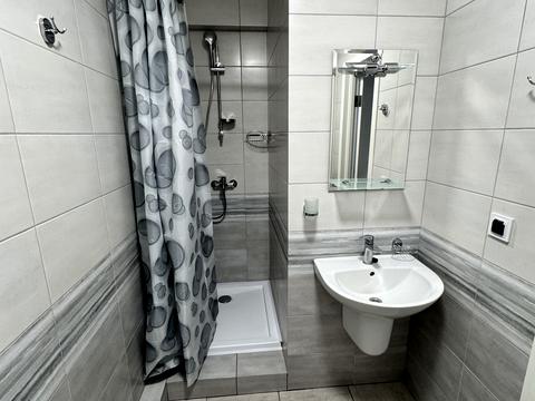 квартира за адресою Євгена Патона вул., 12