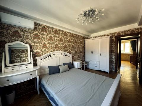 квартира по адресу Гоголевская ул., 1/3