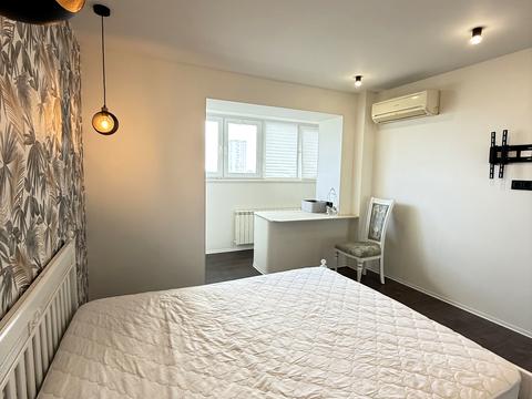 квартира за адресою Святошинська пл., 1