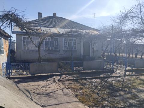 дом по адресу Шкільна