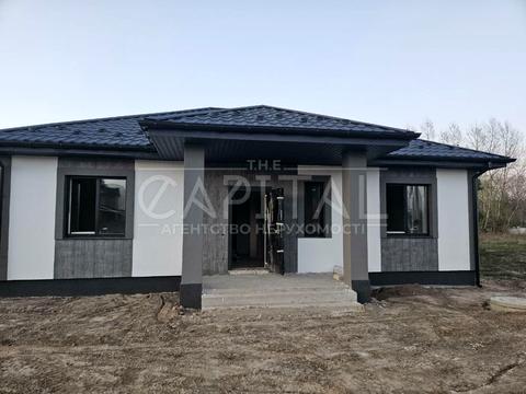 будинок за адресою Небесної Сотні вул. (Паризької Комуни)