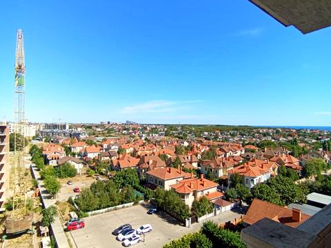 квартира по адресу Дрезденская ул., 13