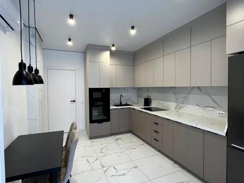 квартира за адресою Академіка Степана Рудницького вул., 8