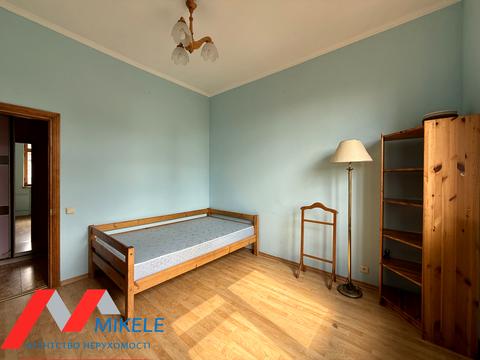квартира за адресою Лондонська вул. (Пітерська), 2