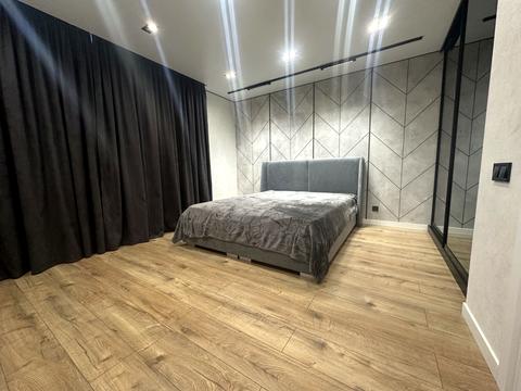 квартира за адресою Академіка Ющенка вул., 5