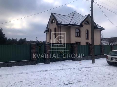дом по адресу Стадіона