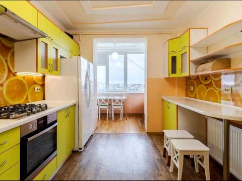 квартира за адресою Пулюя, 40