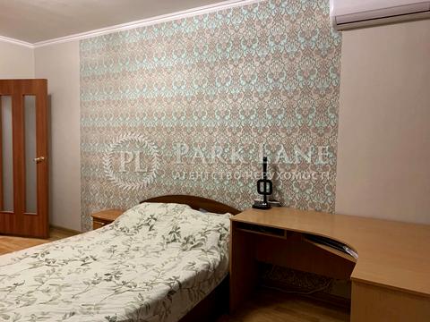 квартира по адресу Олены Пчилки ул., 4