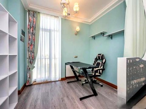 квартира за адресою Регенераторна вул., 4 к1-7