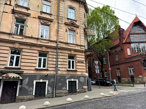 квартира за адресою Листопадового Чину вул. (), 11
