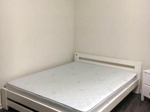 квартира за адресою Зарічна вул., 1-Г