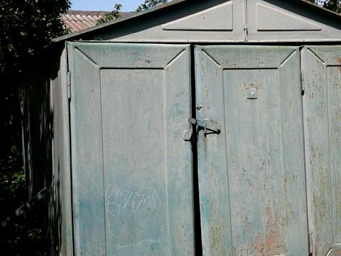 ділянка за адресою Нежданової вул.