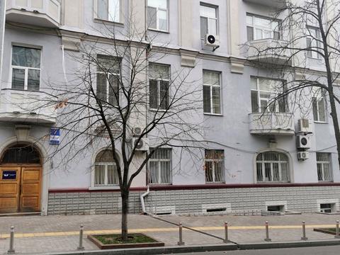 комерційна за адресою Євгена Чикаленка вул. (Пушкінська), 7