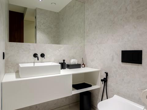 квартира по адресу Calle Dilova ул. (Димитрова), 2-Б