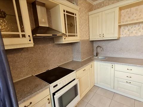 квартира за адресою Академіка Корольова вул., 85