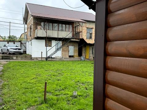 будинок за адресою Центральна вул., 14