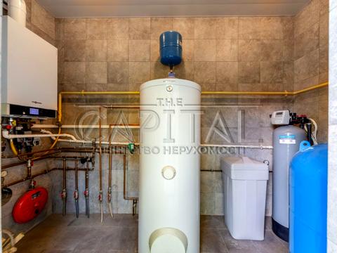 будинок за адресою Світанкова вул., 38