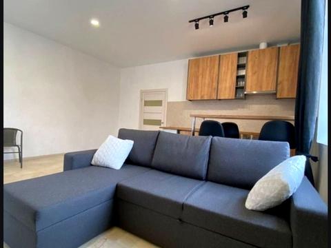 квартира за адресою Лабораторна вул., 31