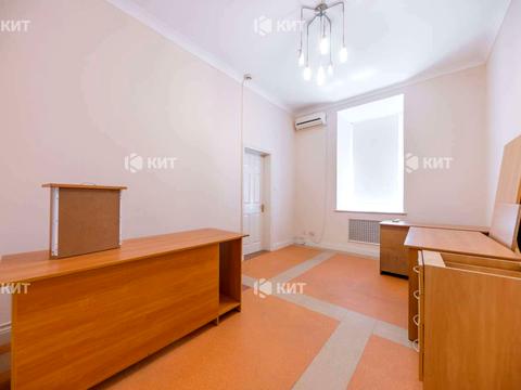 комерційна за адресою Скрипника вул., 6